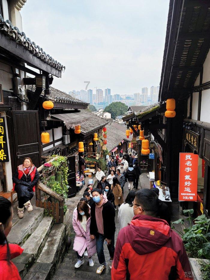中信银行南宁分行开展反诈防非进校园活动
